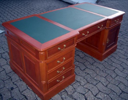 Code: DBT 004-M Name: Partner Desk Size: W=180 x D=90 x H=80 cm Wood: Solid Mahogany wood.﻿